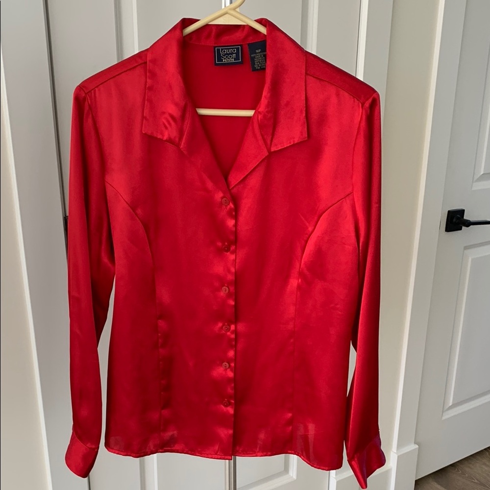 Laura Scott Chico’s Red Satin Women's Top